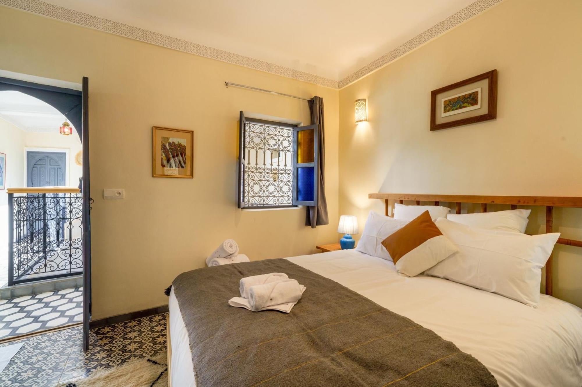 Riad 4 Chambres - Piscine & Petit Dejeuner Gratuit - Wifi Fibre Optique Marrakesh Extérieur photo