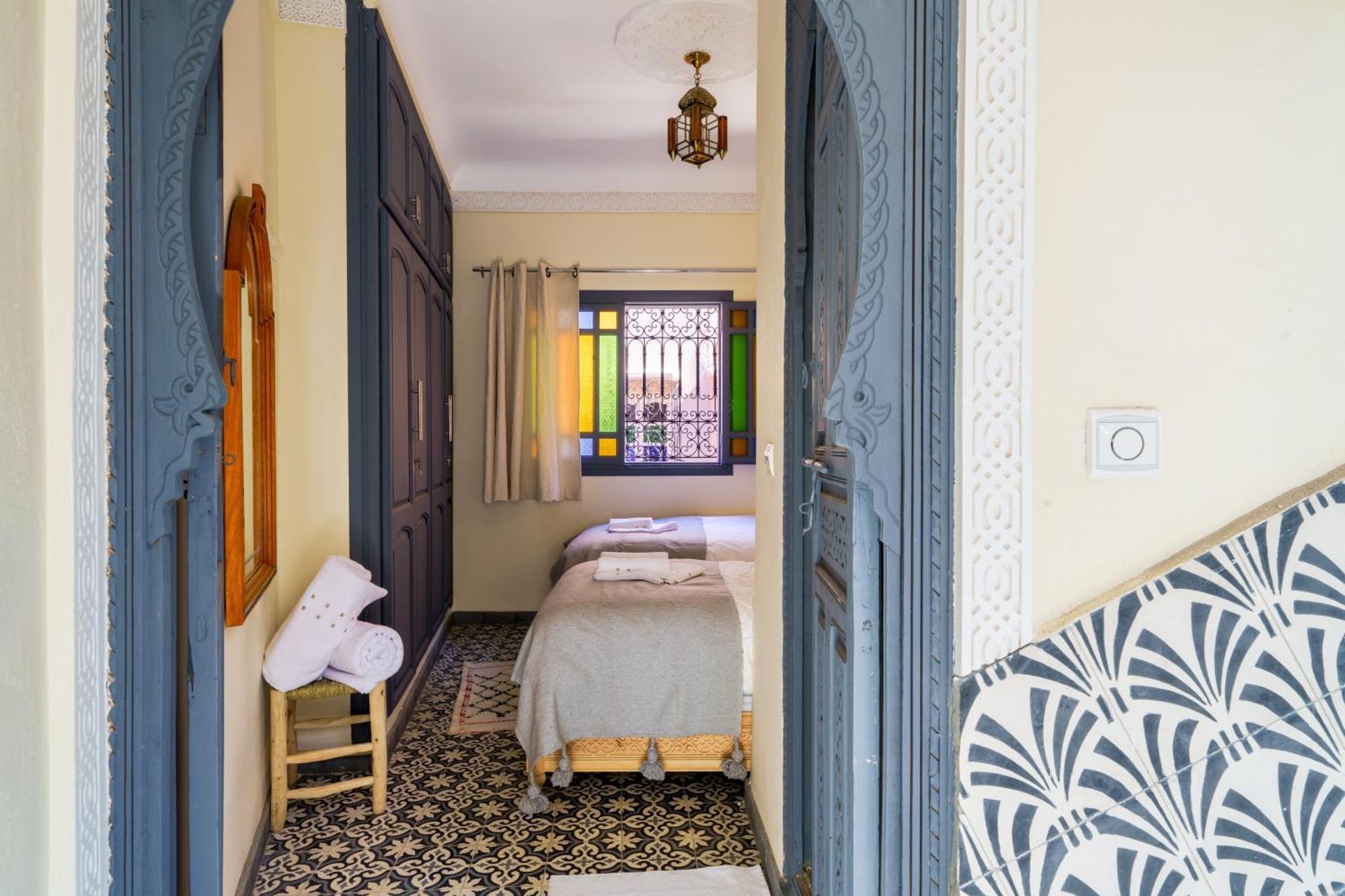 Riad 4 Chambres - Piscine & Petit Dejeuner Gratuit - Wifi Fibre Optique Marrakesh Extérieur photo