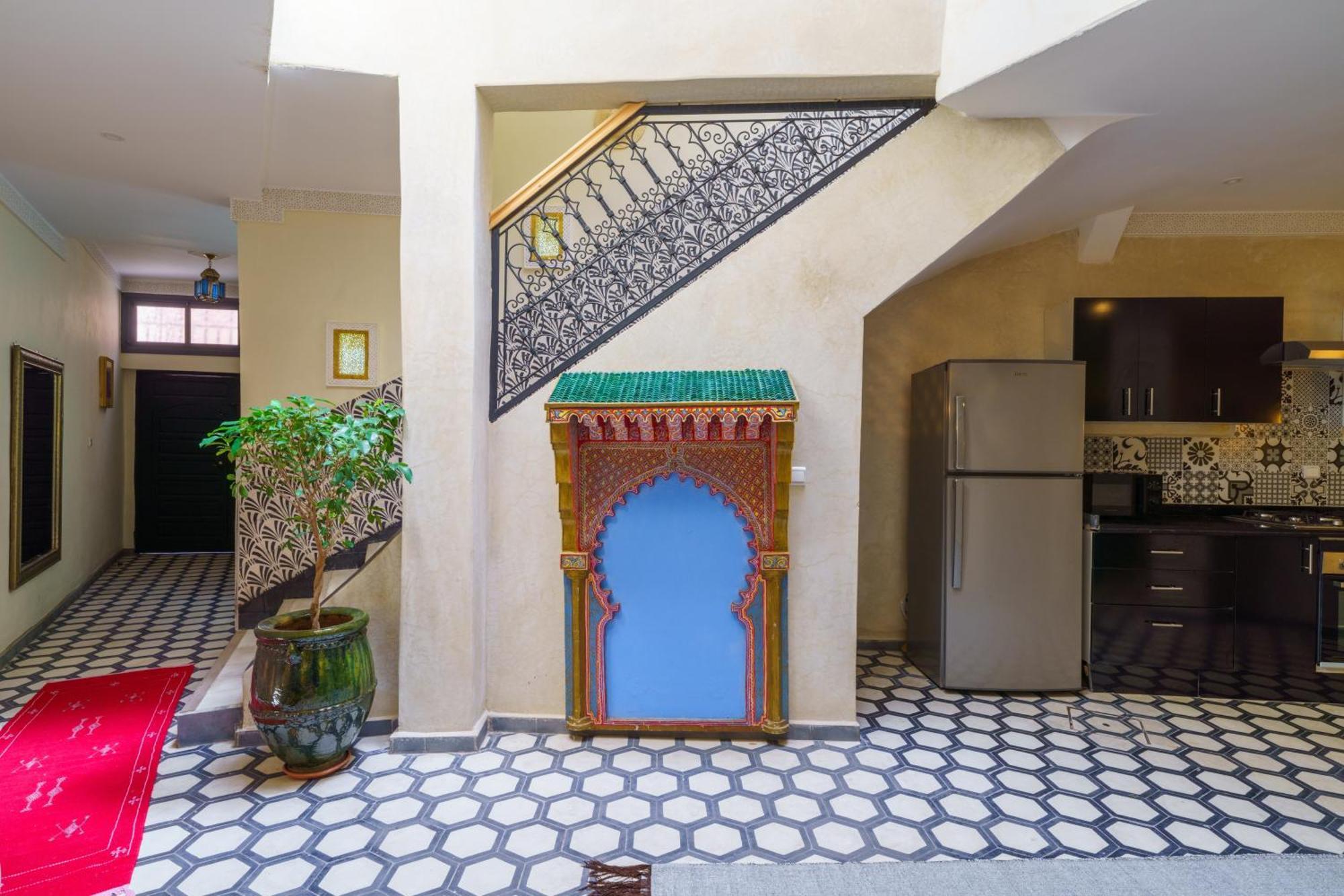 Riad 4 Chambres - Piscine & Petit Dejeuner Gratuit - Wifi Fibre Optique Marrakesh Extérieur photo