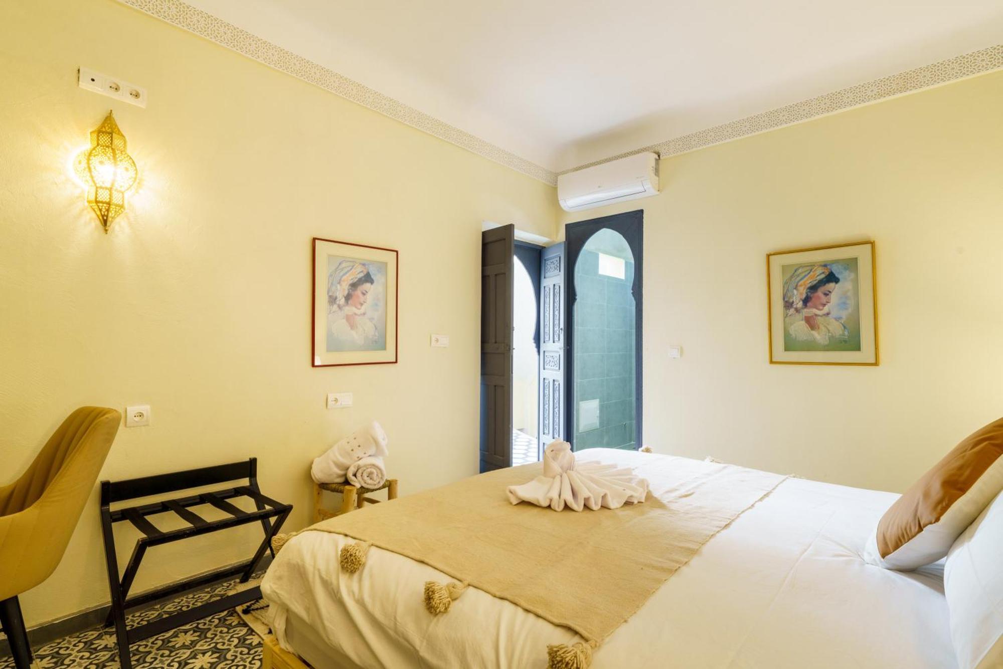 Riad 4 Chambres - Piscine & Petit Dejeuner Gratuit - Wifi Fibre Optique Marrakesh Extérieur photo
