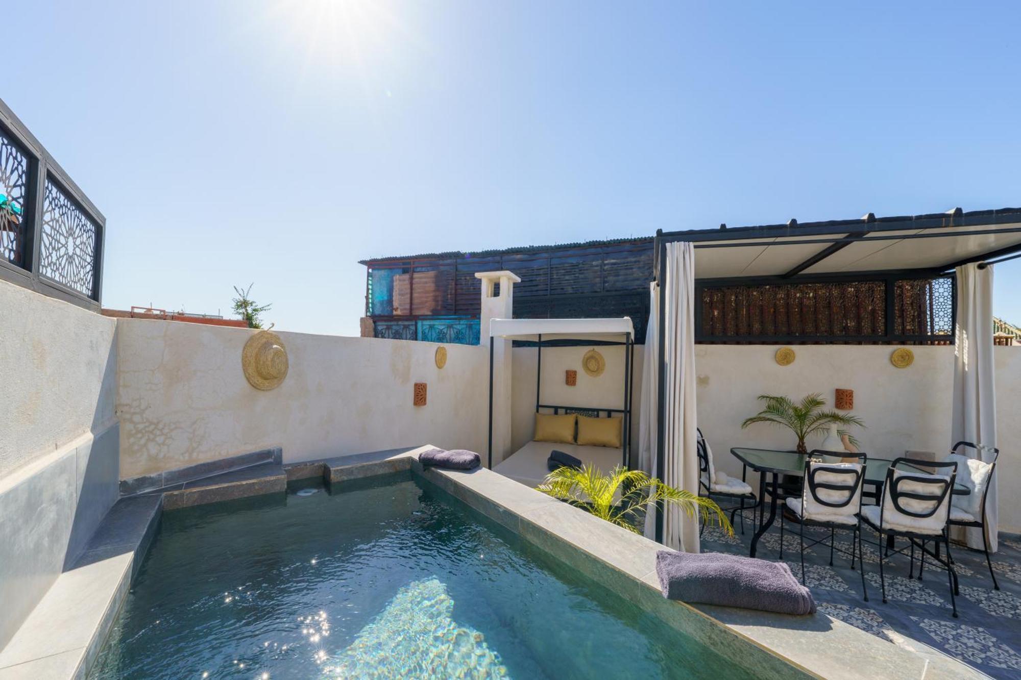 Riad 4 Chambres - Piscine & Petit Dejeuner Gratuit - Wifi Fibre Optique Marrakesh Extérieur photo